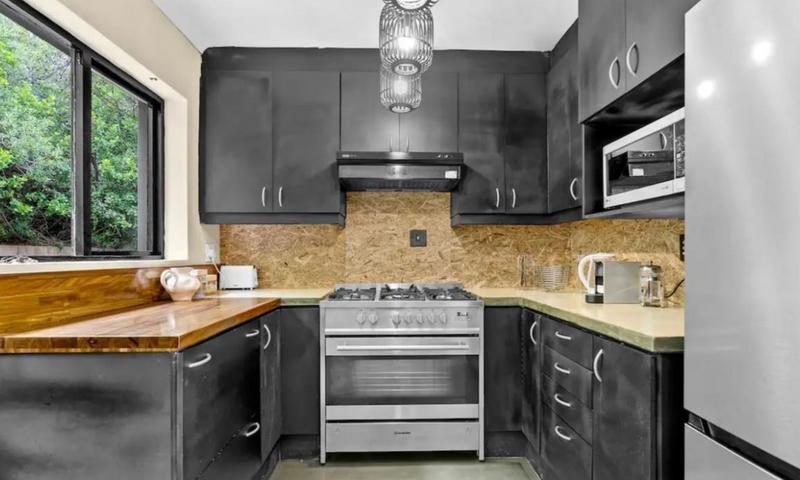 5 Bedroom Property for Sale in Llandudno Western Cape